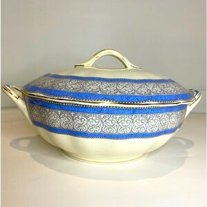 Gringley England Covered  Two Handle Serving Dish Bowl Tureen Casserole EUC VTG